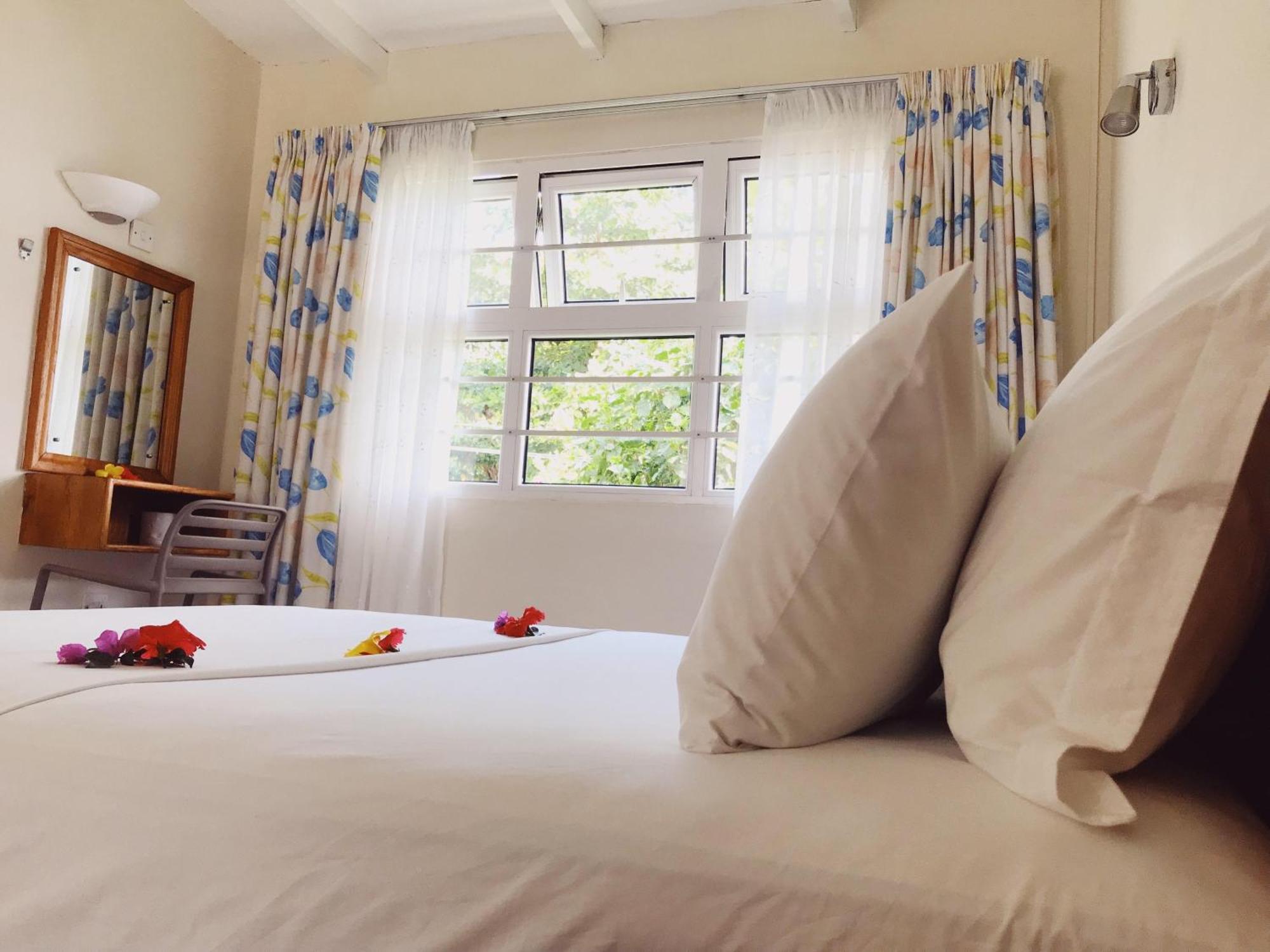 Queen Room Sea View