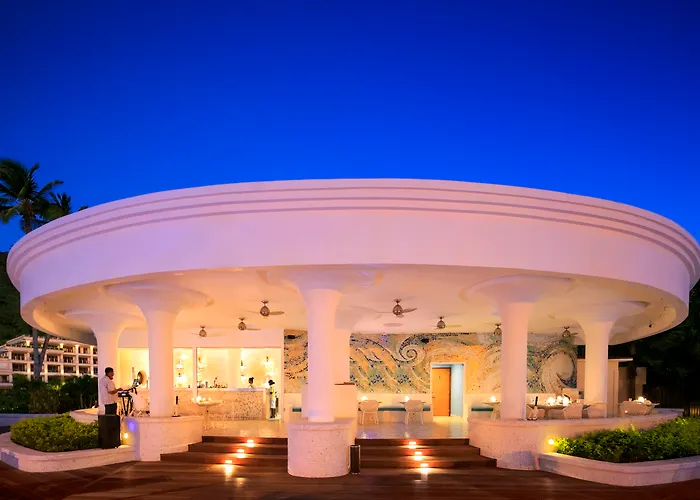 Best Beau Vallon (Mahe) Beach Hotels For Families With Kids