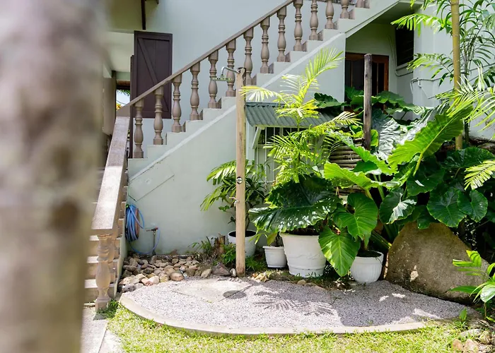 Beau Vallon (Mahe) 3 Star Hotels