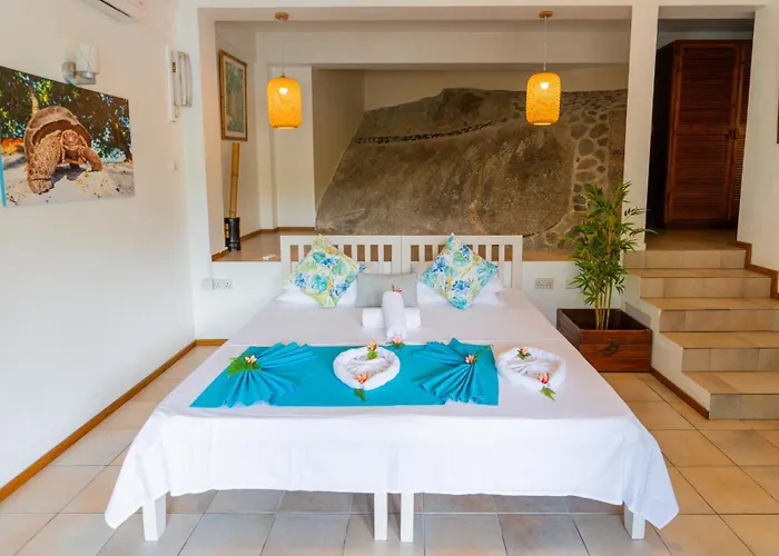 Romance Bungalows Beau Vallon 