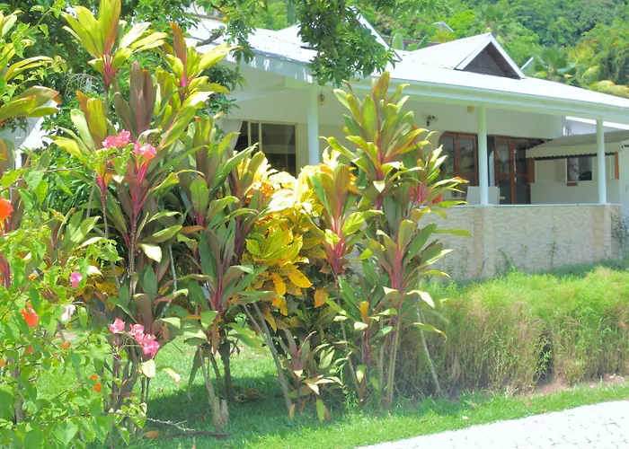 Romance Bungalows Beau Vallon 
